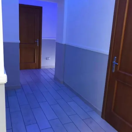 Rial Неаполь